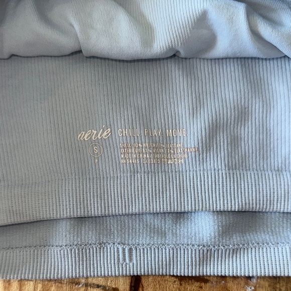 Light Blue Ribbed Crop Top/Bra - Picture 3 of 3